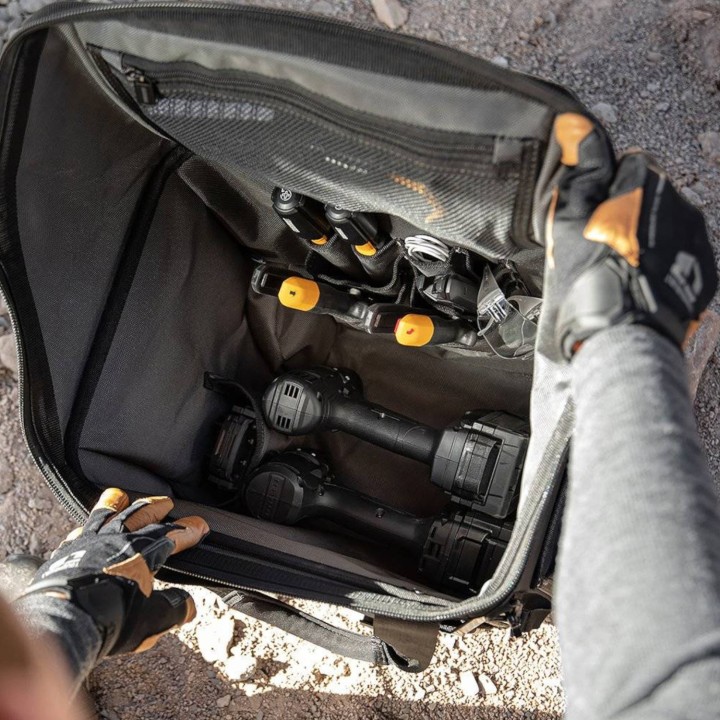 TOUGHBUILT Torba na kółkach Massive Mouth Bag L 35cm CT-61-14-BEA