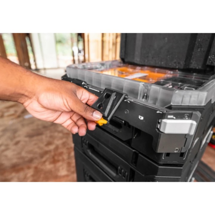TOUGHBUILT Uchwyt Stalowy STACKTECH TB-B1-A-30, kod EAN: 1210001303065